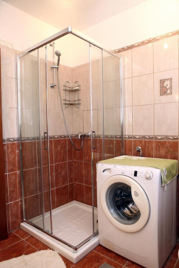 Rooms Torcello - With Shared Bathroom 포르토로즈 외부 사진